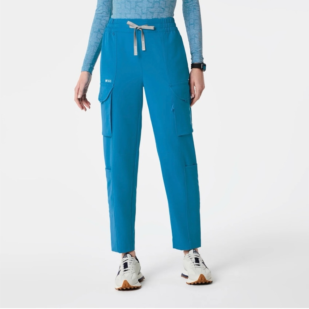 Figs Extreme Blue High Waisted - Petite Barrel Scrub Pants